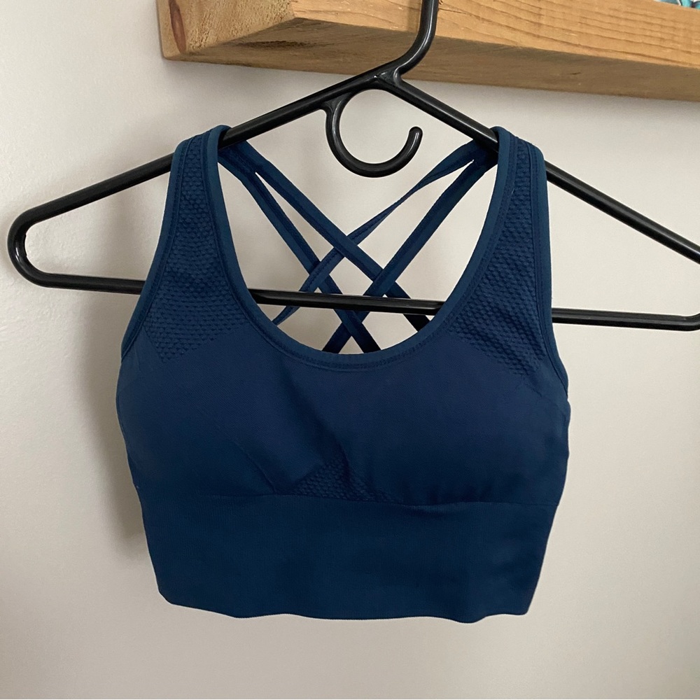 Never worn! Seamless Crossback Bralette